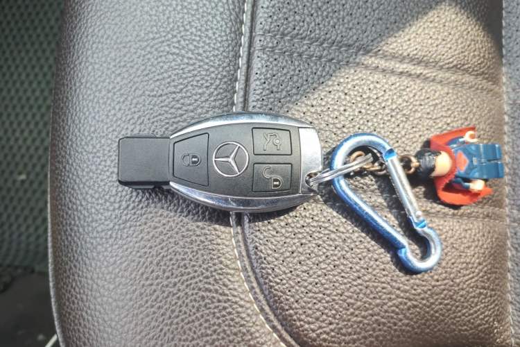 Used Mercedes-Benz GLE 2018 GLE 320 4MATIC Dynamic Edition Collector's Edition Vehicle Key