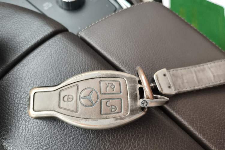 Used Mercedes-Benz GLE  Vehicle Key