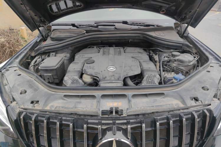 Used Mercedes-Benz GLE 2018 GLE 320 4MATIC Dynamic Edition Collector's Edition Engine Bay