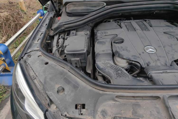 Used Mercedes-Benz GLE 2018 GLE 320 4MATIC Dynamic Edition Collector's Edition Engine Bay Right