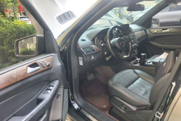 Used Mercedes-Benz GLE 2018 GLE 400 4MATIC Exclusive Edition Driver Seat