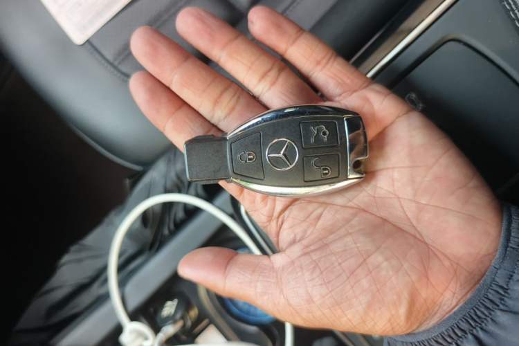 Used Mercedes-Benz GLE 2018 GLE 400 4MATIC Exclusive Edition Vehicle Key