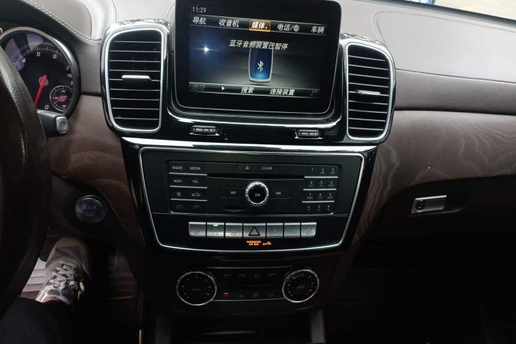 Used Mercedes-Benz GLE 2018 GLE 320 4MATIC Dynamic Edition Collector's Edition Audio And AC Panel