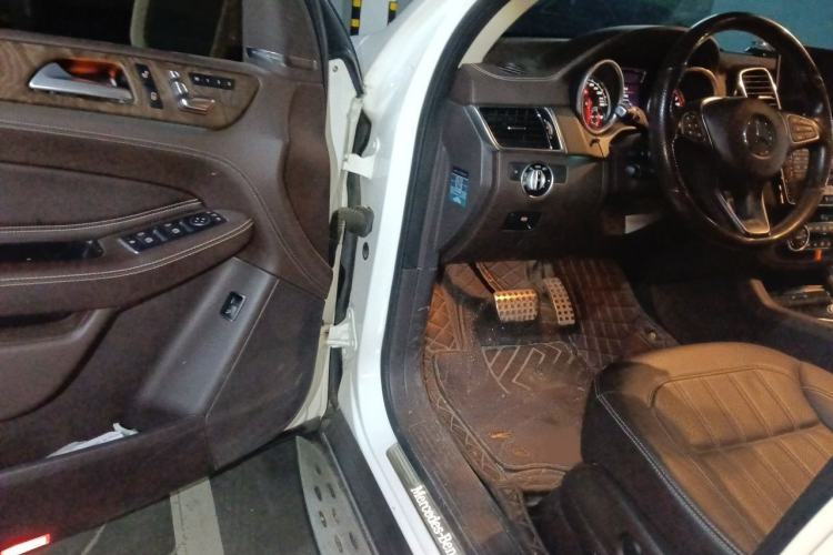 Used Mercedes-Benz GLE  Driver Seat