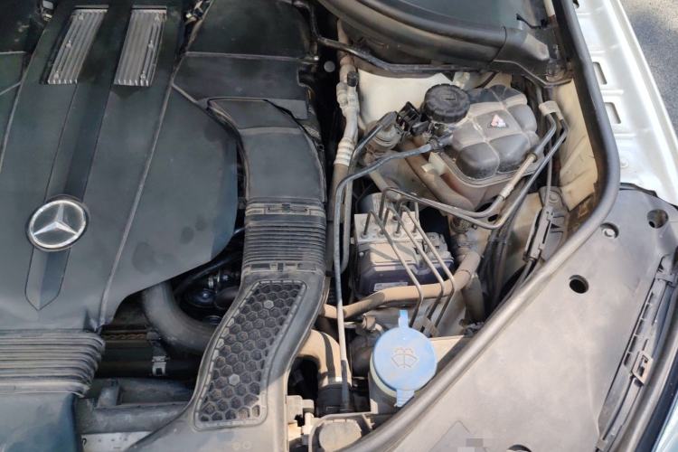 Used Mercedes-Benz GLE 2018 GLE 400 4MATIC Exclusive Edition Engine Bay Left