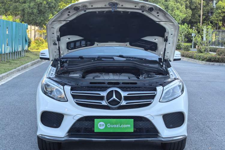 Used Mercedes-Benz GLE 2018 GLE 320 4MATIC Luxury Collection Edition Engine Bay