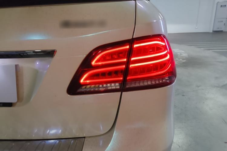 Used Mercedes-Benz GLE 2018 GLE 320 4MATIC Dynamic Edition Collector's Edition Exterior 3