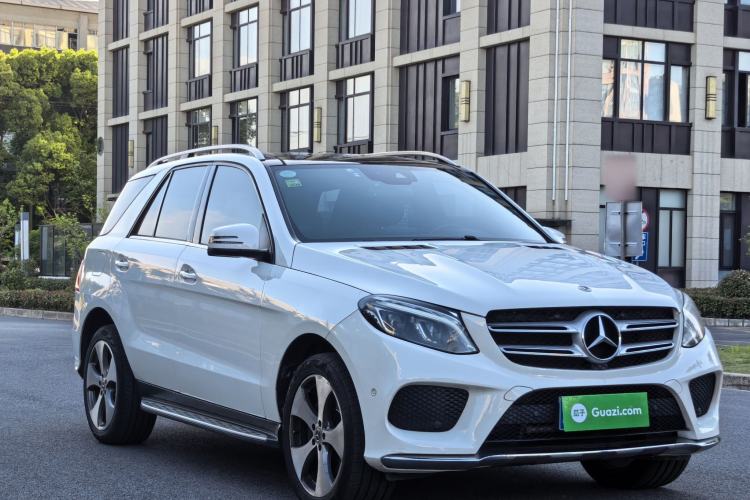 Used Mercedes-Benz GLE 2018 GLE 320 4MATIC Luxury Collection Edition Exterior 3