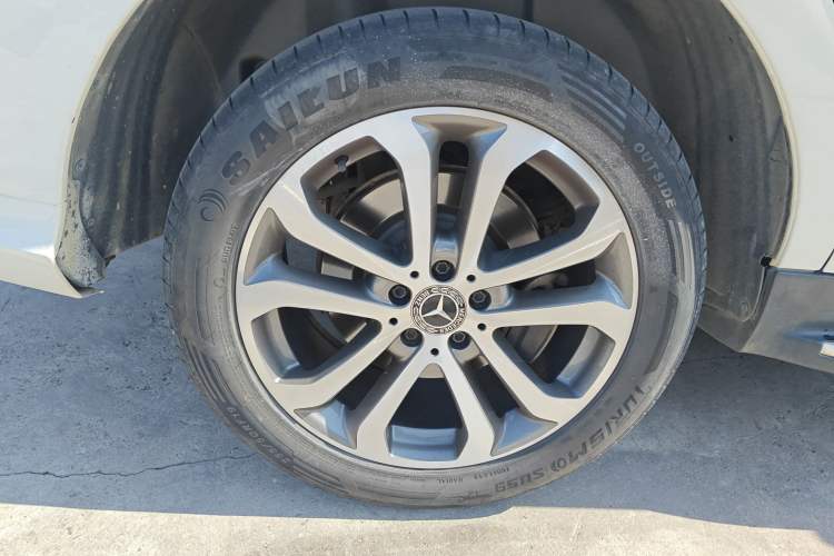 Used Mercedes-Benz GLE 2018 GLE 320 4MATIC Dynamic Edition Collector's Edition Exterior 8
