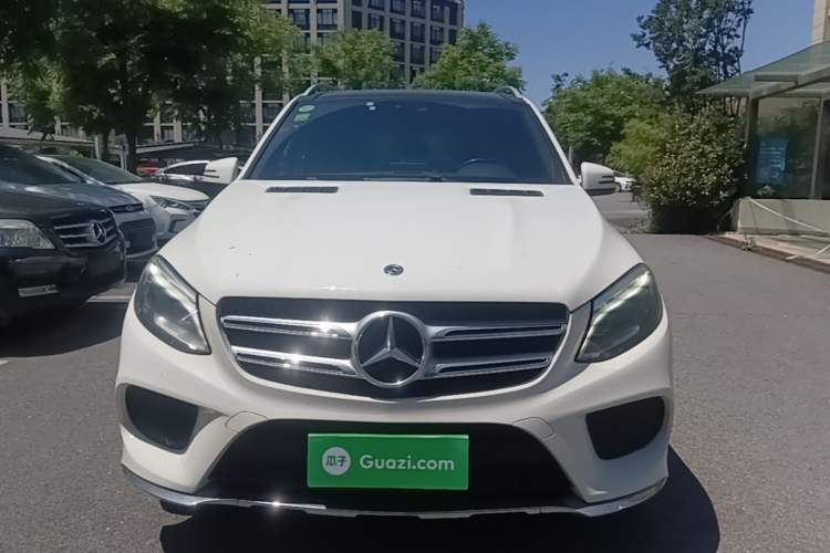 Used Mercedes-Benz GLE 2018 GLE 320 4MATIC Luxury Collection Edition Front