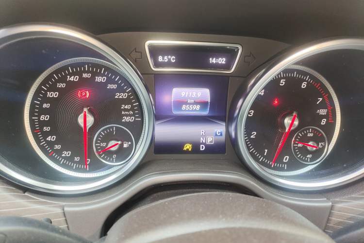 Used Mercedes-Benz GLE 2018 GLE 320 4MATIC Dynamic Edition Collector's Edition Instrument Cluster