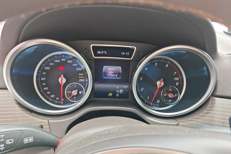 Used Mercedes-Benz GLE 2018 GLE 320 4MATIC Dynamic Edition Collector's Edition Instrument Cluster