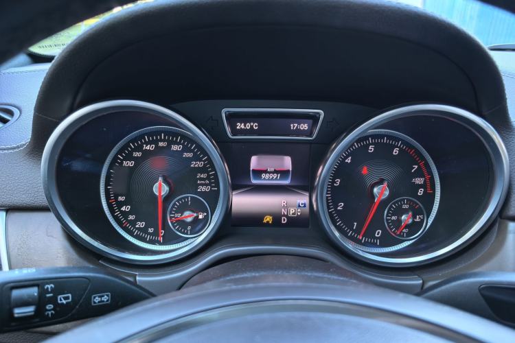 Used Mercedes-Benz GLE 2018 GLE 320 4MATIC Luxury Collection Edition Instrument Cluster