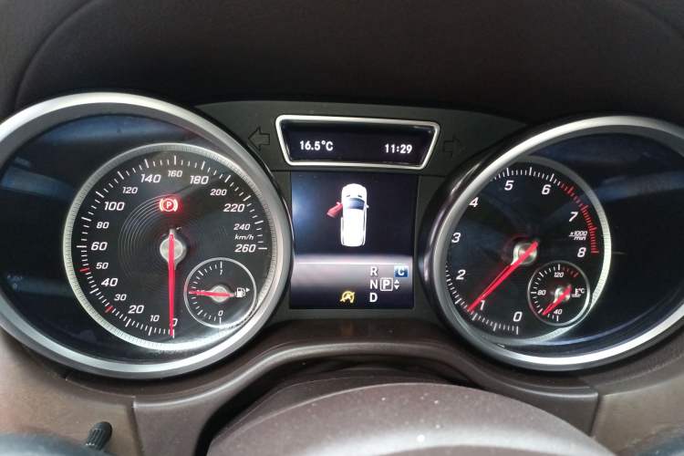 Used Mercedes-Benz GLE 2018 GLE 320 4MATIC Dynamic Edition Collector's Edition Instrument Cluster