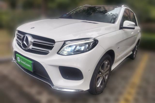 Ojetý Mercedes-Benz GLE 2018 GLE 320 4MATIC Dynamic Edition Collector's Edition