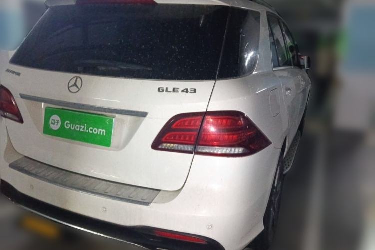 Used Mercedes-Benz GLE  Rear Right 45 Deg