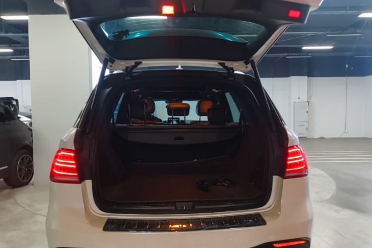 Used Mercedes-Benz GLE 2018 GLE 320 4MATIC Dynamic Edition Collector's Edition Trunk