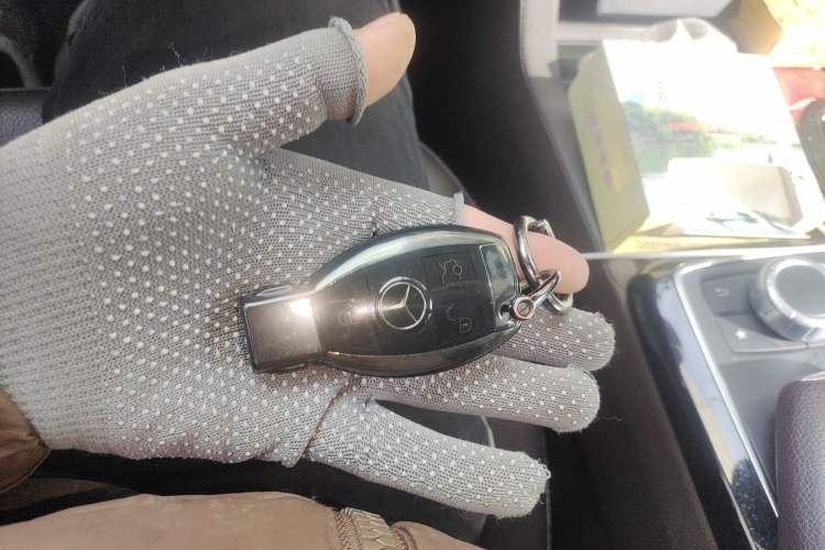 Used Mercedes-Benz GLE 2018 GLE 320 4MATIC Dynamic Edition Collector's Edition Vehicle Key