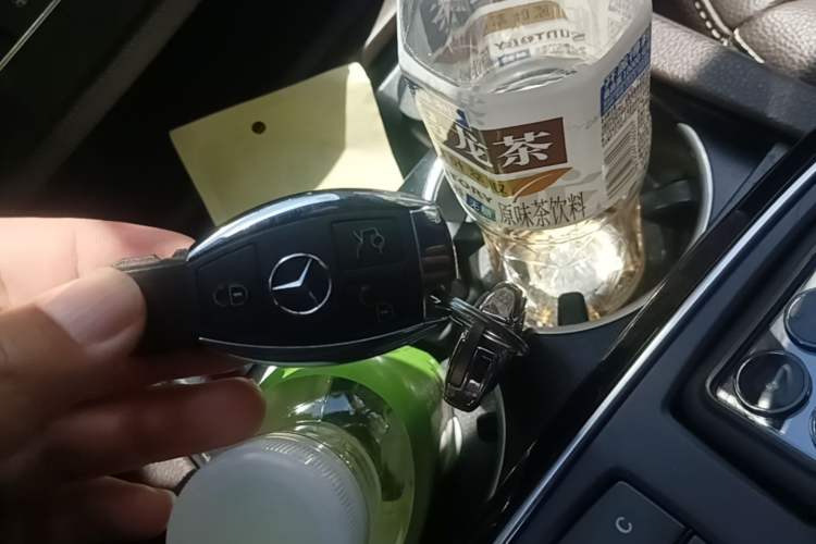 Used Mercedes-Benz GLE 2018 GLE 320 4MATIC Luxury Collection Edition Vehicle Key