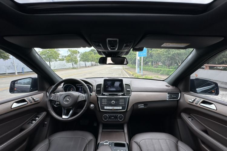 Used Mercedes-Benz GLE 2019 GLE 320 4MATIC Dynamic Edition Prestige Model Audio And AC Panel