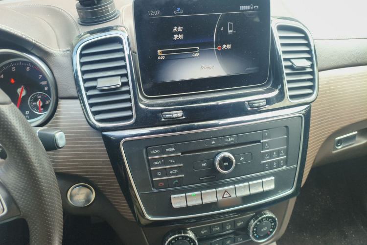 Used Mercedes-Benz GLE 2019 GLE 320 4MATIC Dynamic Edition Prestige Model Audio And AC Panel