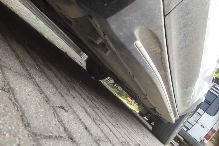 Used Mercedes-Benz GLE  Chassis Front Left