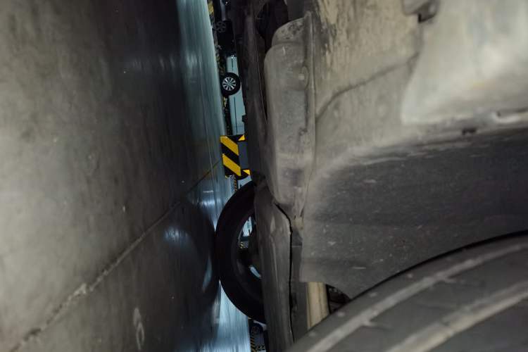 Used Mercedes-Benz GLE 2019 GLE 400 4MATIC Exclusive Edition Chassis Front Right