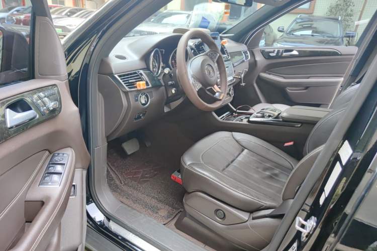 Used Mercedes-Benz GLE 2019 GLE 400 4MATIC Exclusive Edition Driver Seat