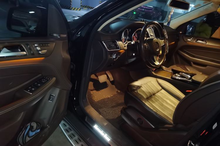 Used Mercedes-Benz GLE 2019 GLE 400 4MATIC Exclusive Edition Driver Seat
