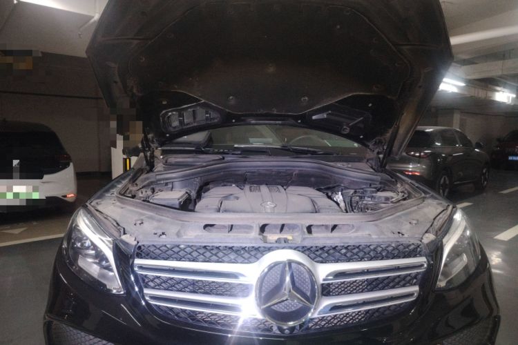 Used Mercedes-Benz GLE 2019 GLE 320 4MATIC Dynamic Edition Prestige Model Engine Bay