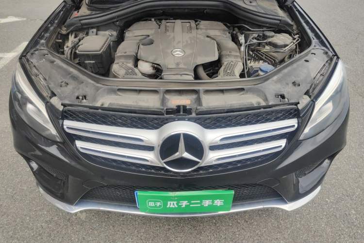 Used Mercedes-Benz GLE 2019 GLE 320 4MATIC Dynamic Edition Prestige Model Engine Bay
