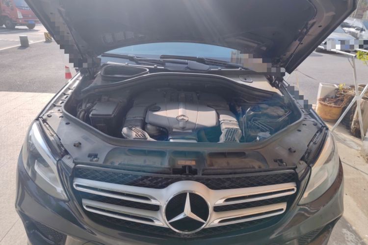Used Mercedes-Benz GLE 2019 GLE 320 4MATIC Dynamic Edition Prestige Model Engine Bay