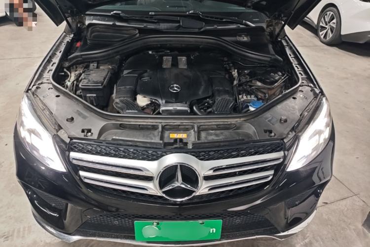 Used Mercedes-Benz GLE 2019 GLE 320 4MATIC Dynamic Edition Prestige Model Engine Bay