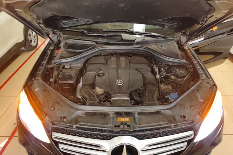 Used Mercedes-Benz GLE 2019 GLE 320 4MATIC Dynamic Edition Prestige Model Engine Bay