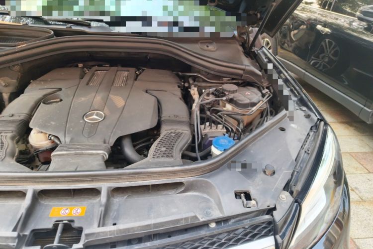 Used Mercedes-Benz GLE 2019 GLE 320 4MATIC Dynamic Edition Prestige Model Engine Bay Left