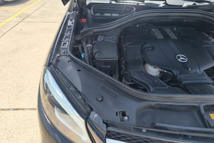 Used Mercedes-Benz GLE 2019 GLE 320 4MATIC Dynamic Edition Prestige Model Engine Bay Right