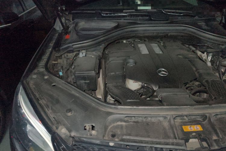 Used Mercedes-Benz GLE 2019 GLE 320 4MATIC Dynamic Edition Prestige Model Engine Bay Right