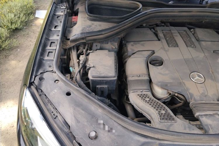 Used Mercedes-Benz GLE  Engine Bay Right