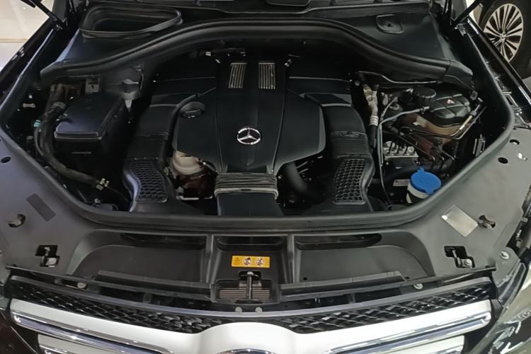 Used Mercedes-Benz GLE 2019 GLE 320 4MATIC Luxury Collection Edition Engine Bay