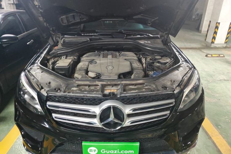 Used Mercedes-Benz GLE 2019 GLE 400 4MATIC Exclusive Edition Engine Bay