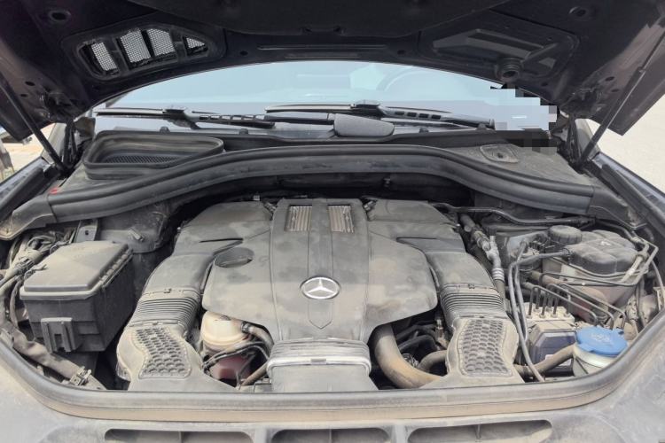 Used Mercedes-Benz GLE 2019 GLE 400 4MATIC Exclusive Edition Engine Bay