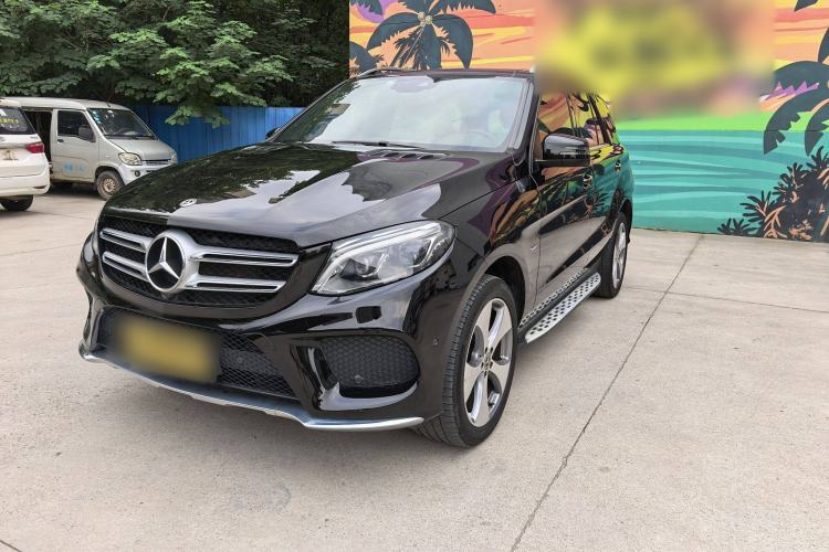 Used Mercedes-Benz GLE 2019 GLE 320 4MATIC Luxury Collection Edition Exterior 2