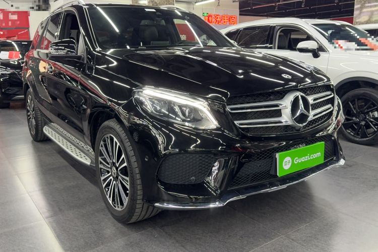 Used Mercedes-Benz GLE 2019 GLE 400 4MATIC Exclusive Edition Exterior 2