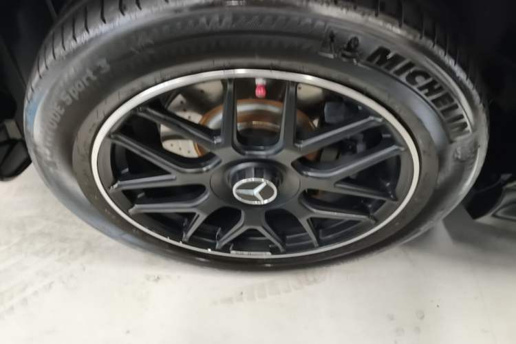 Used Mercedes-Benz GLE 2019 GLE 320 4MATIC Dynamic Edition Prestige Model Exterior 4