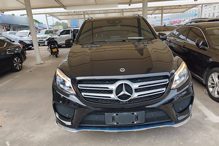Used Mercedes-Benz GLE 2019 GLE 400 4MATIC Exclusive Edition Front