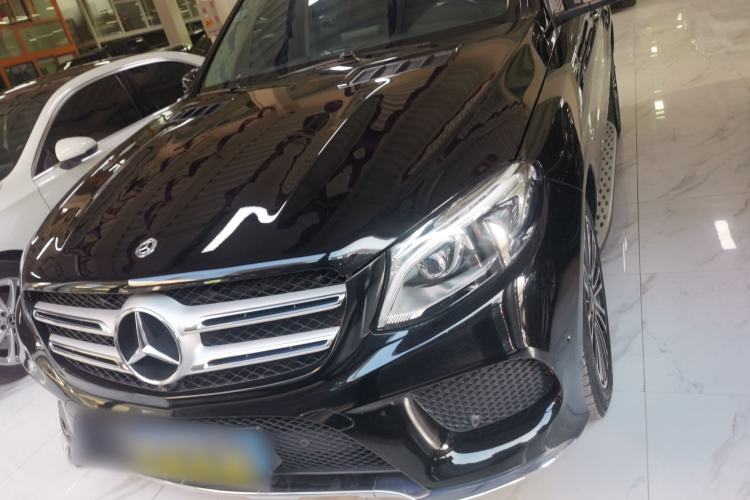 Used Mercedes-Benz GLE 2019 GLE 400 4MATIC Exclusive Edition Front