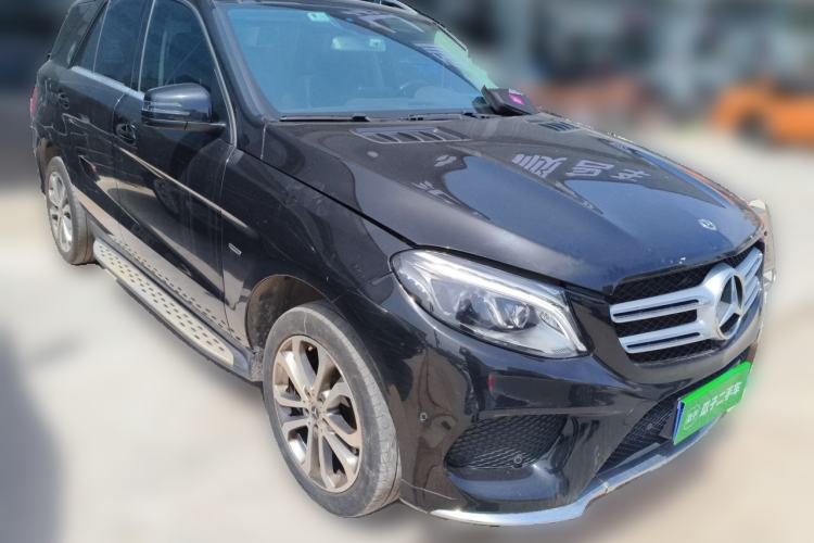 Used Mercedes-Benz GLE 2019 GLE 320 4MATIC Dynamic Edition Prestige Model Front Right 45 Deg