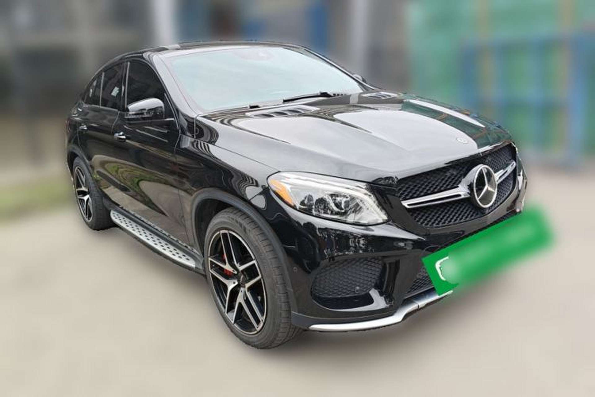 Used Mercedes-Benz GLE  Front Right 45 Deg