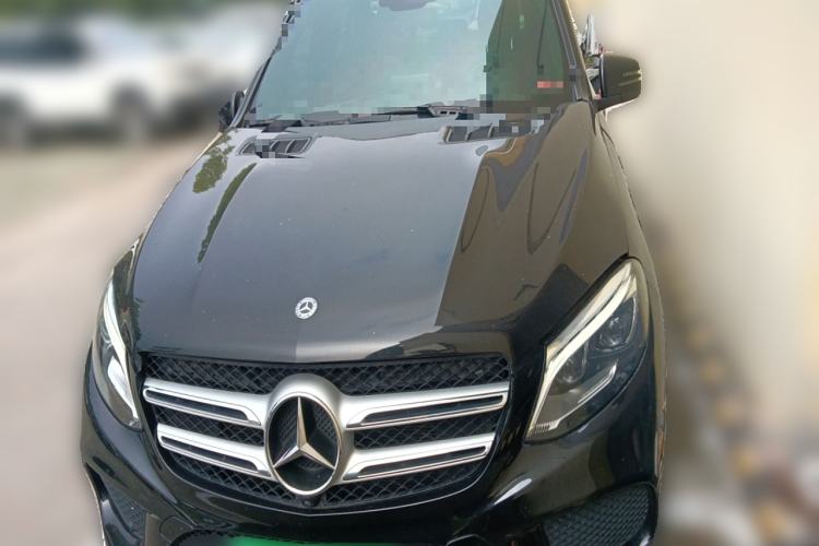 Used Mercedes-Benz GLE 2019 GLE 400 4MATIC Exclusive Edition Front