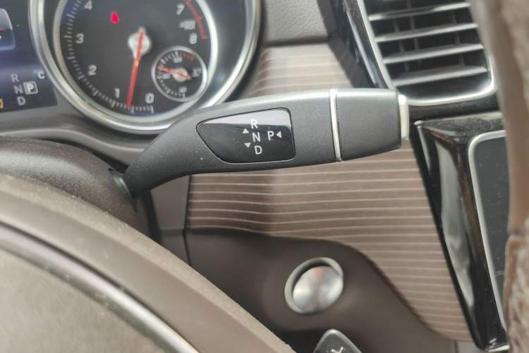 Used Mercedes-Benz GLE 2019 GLE 320 4MATIC Dynamic Edition Prestige Model Gear Lever